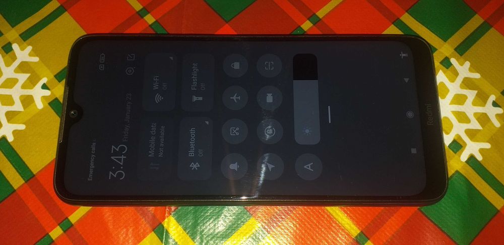 Vand telefon smart Xiaomi Redmi Note 8T model M1908C3XG ( android 11 )