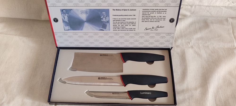 Продам набор ножей