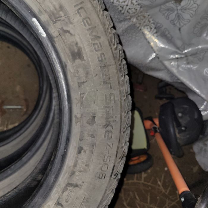 Шипы покрышка  215/60/R17