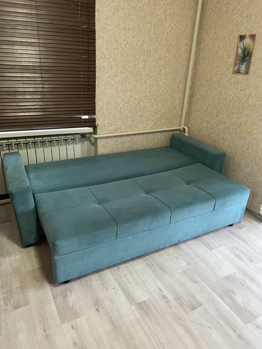 Диван в хорошем состоянии
