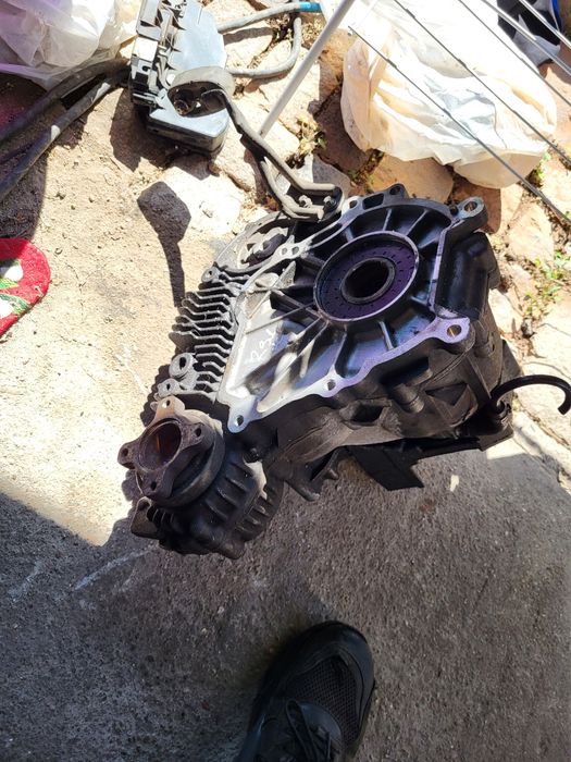 Раздатка BMW 4х4 E60/61 E90/91/92/93 ATC300  Перфектна