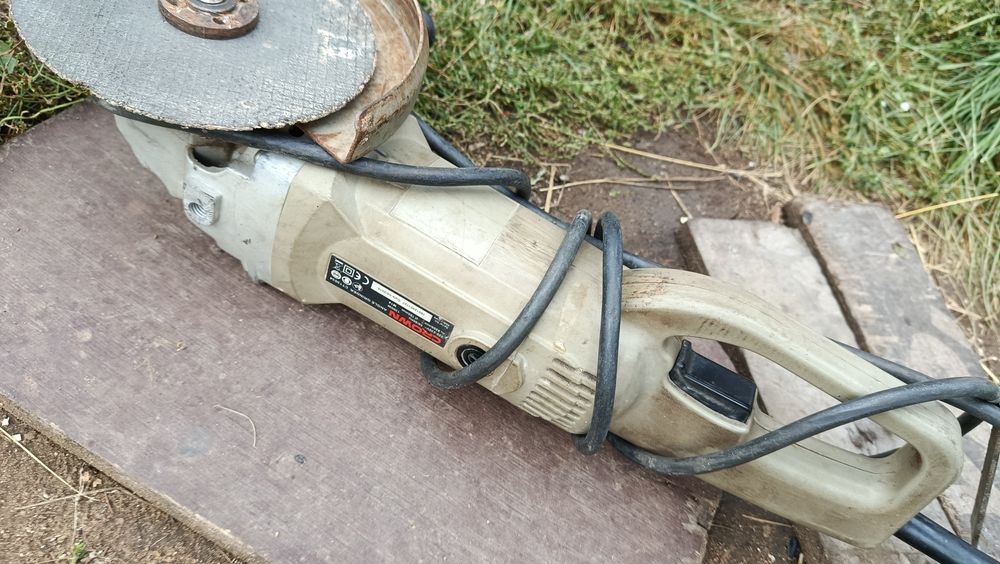 Болгарка и дрель