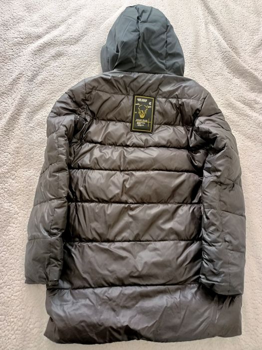 Классный пуховик на зиму,размер s