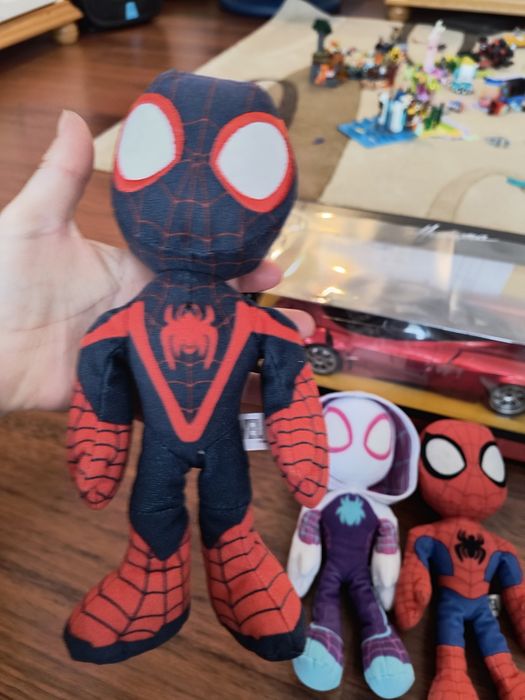 Set 3 plusuri Marvel Păienjenelul și prietenii sai