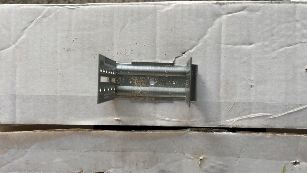 140 buc Bride noi rigips/gips carton KNAUF 6.5x8 cm + benzi izolare