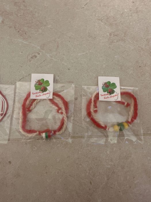 Мартеници  ръчна изработка