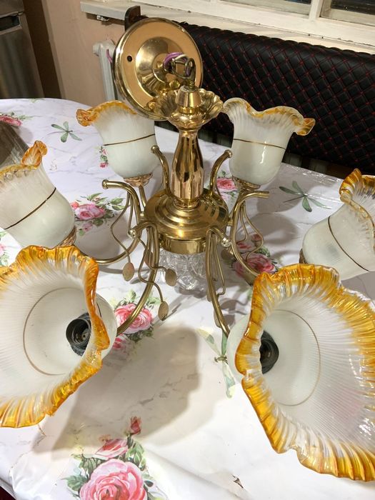 Продаётся люстра (всё в описаний)