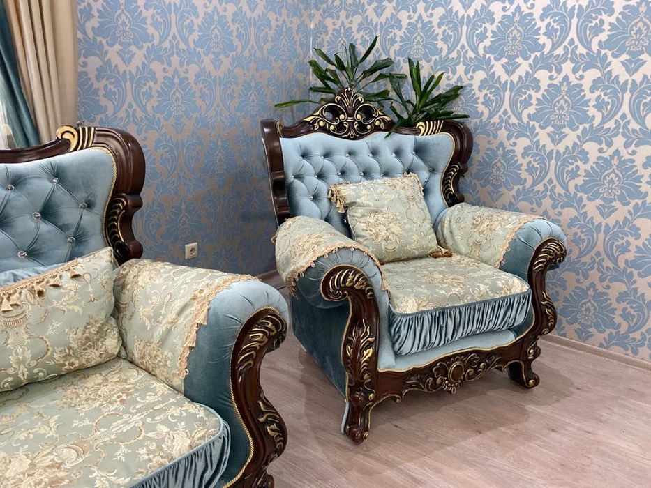 Красивый диван уголок классика