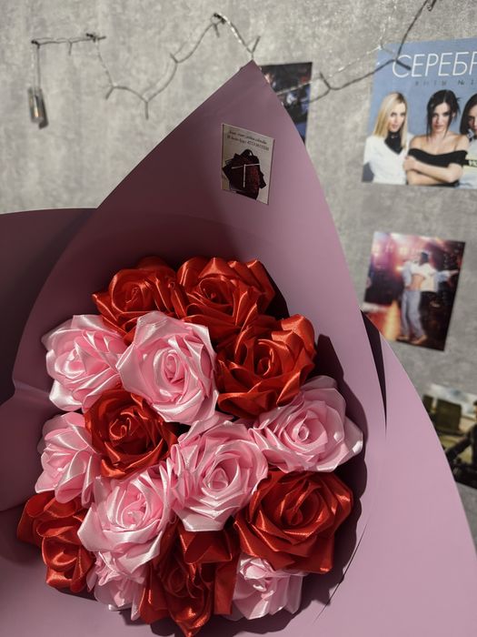 Букеты из атласных роз