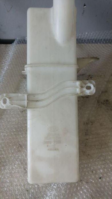 vas lichid parbriz hyundai ix20 dupa 2011 98610-1p000