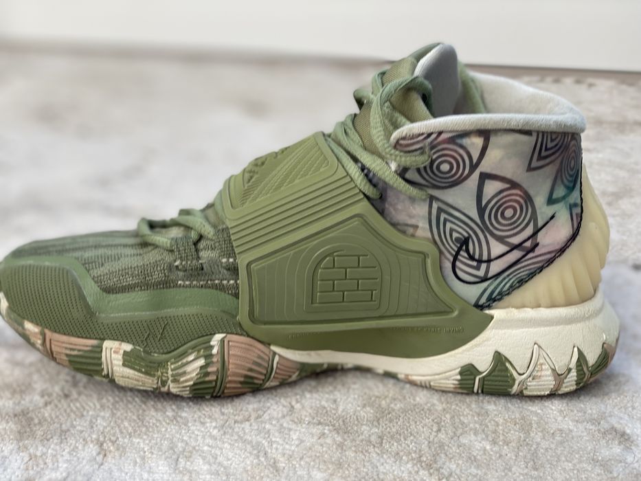 Продам kyrie irving 6