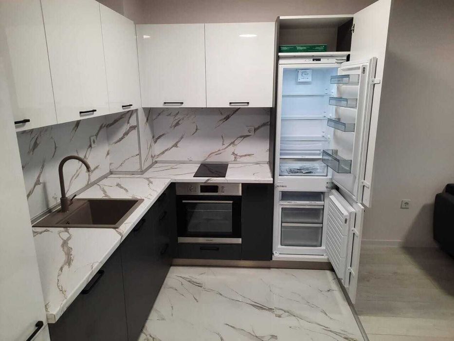 Дава се под наем Двустаен апартамент в Пловдив, Южен - 60 кв.м за 325 € - Снимка #4