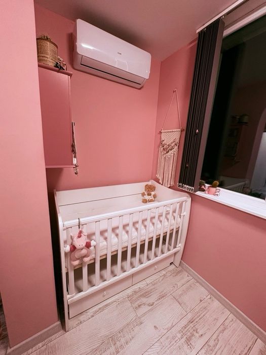 Бебешка кошара Lorelli с люлеещ механизъм