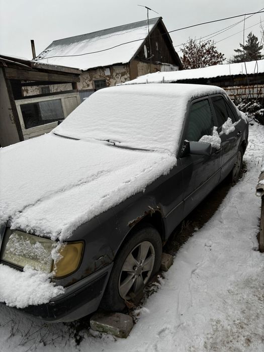 Продам мерс после аварии двигатель рабочий