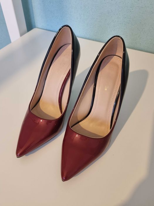 Pantofi stiletto cu toc subtire, 37