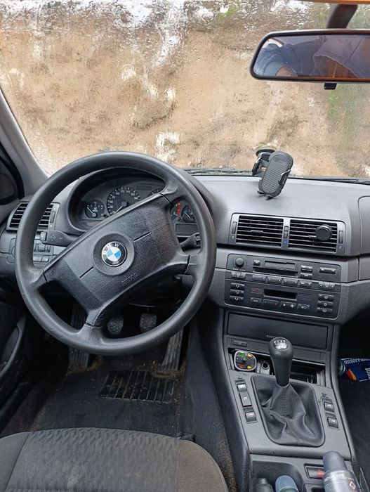 Vând BMW 320d 2001