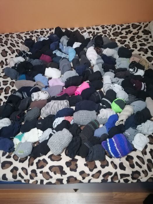 Ciorapi pentru adulți :  135 perechi