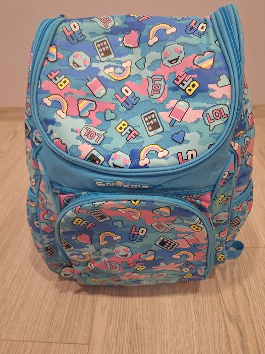 2  Детски    раници и подарък