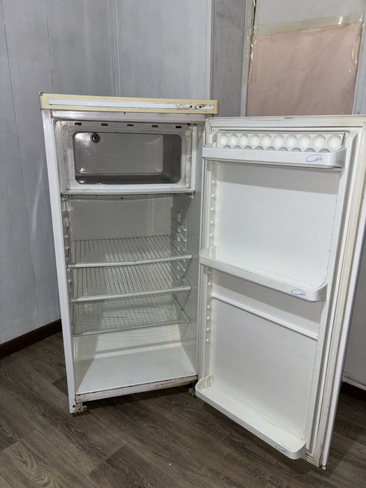 Холодильник б/у