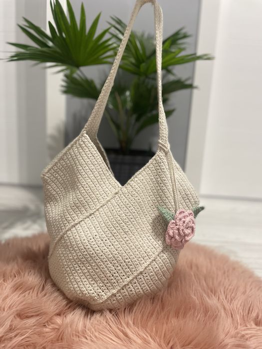 Ръзно изработени чанти