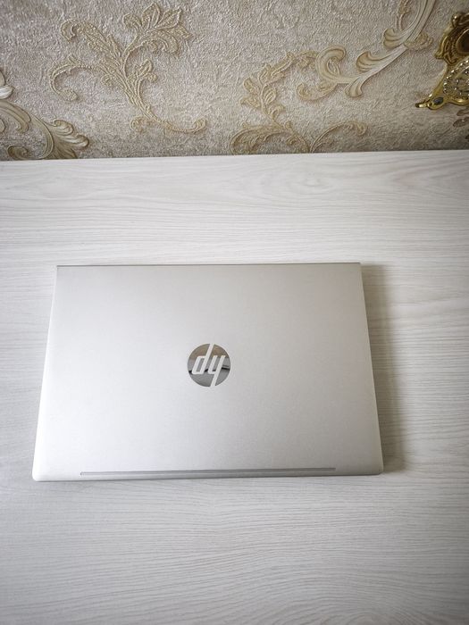 HP ProBook 445 G8  16/512
      Metall korpus