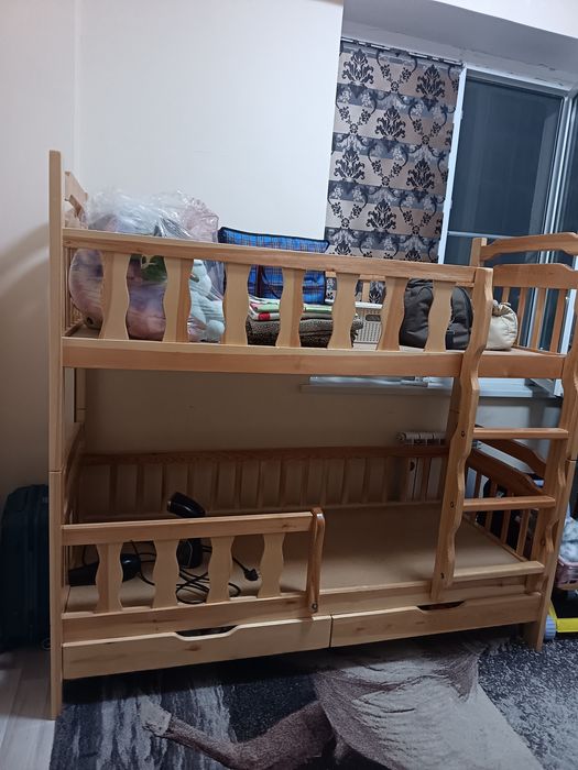 Parta taburetkalari bilan va detskiy 2 itajli