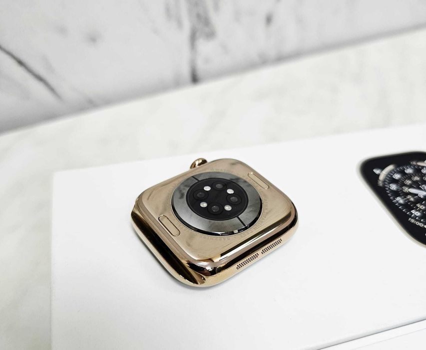 AppleWatch Series 11 42 Gold Titanium GPS + Cellular Zeus Amanet 66694
