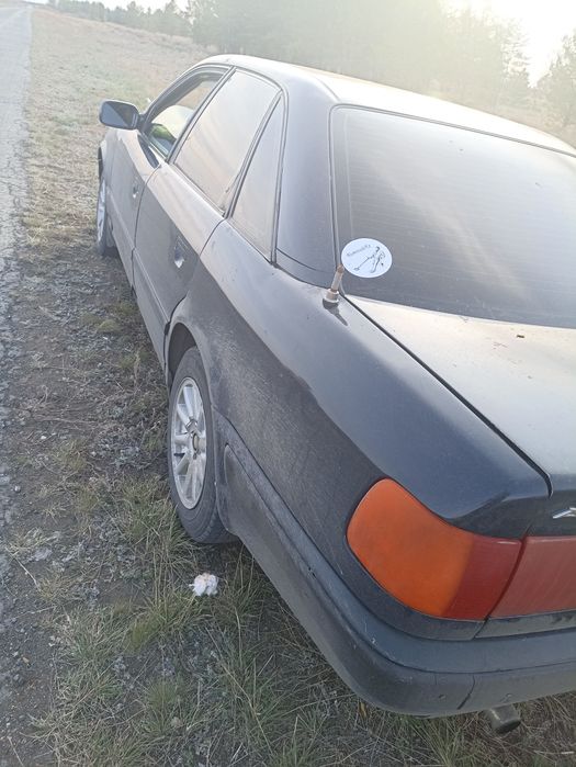 Продам Audi100 C4
