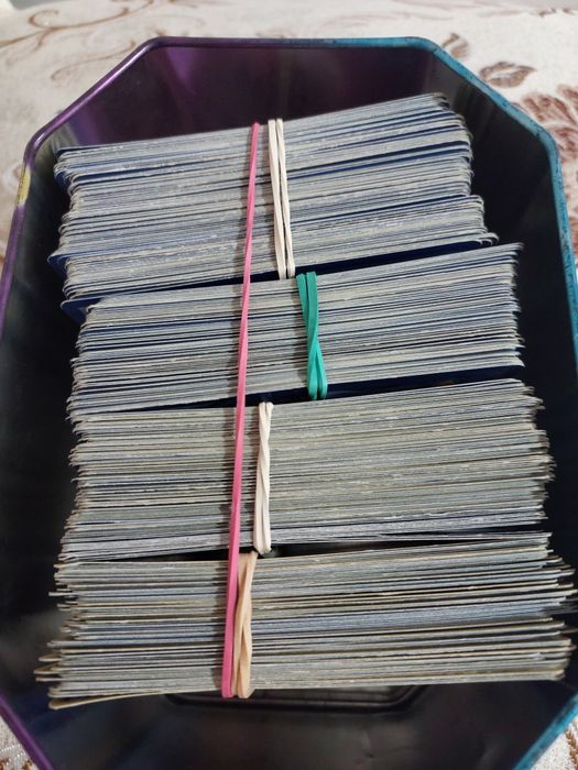 Cărții POKEMON-555 cărți