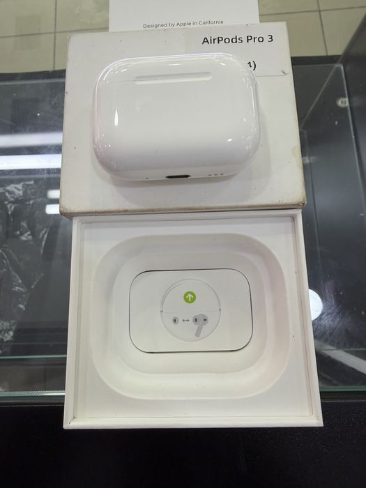 Apple Airpods Pro 3 “White” A3122. EAC