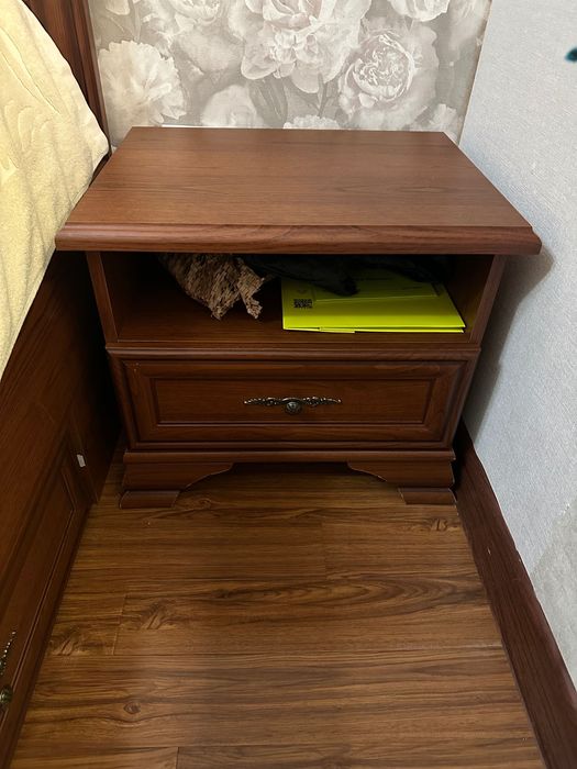 Спальный гарнитур