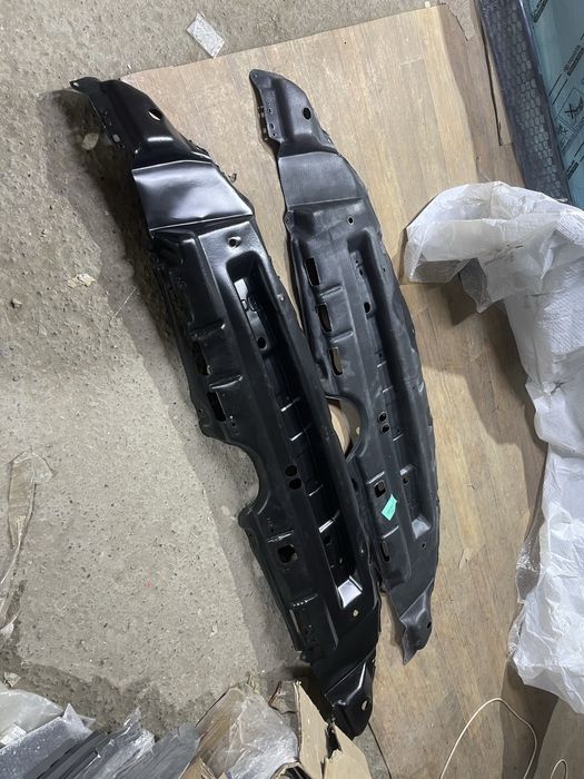 Фары  бампер Тойота  Сиенна