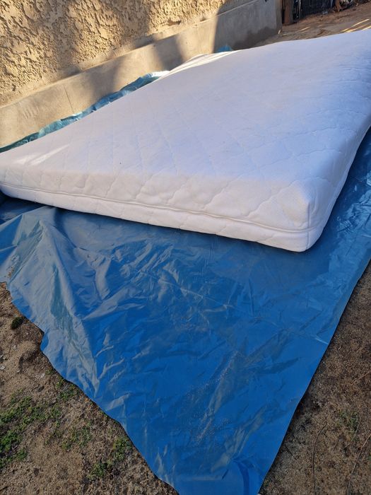 Vând saltele second