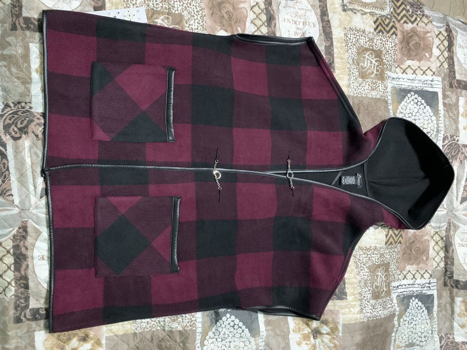 Луксозен дамски елек