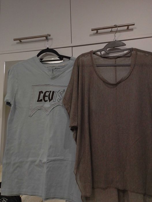 Обява 36 РАЗПРОДАЖБА на летни твниски.