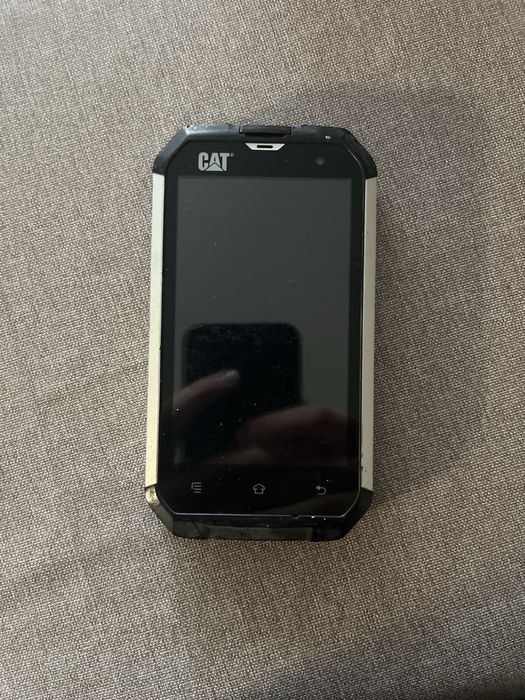 Продам телефон CAT