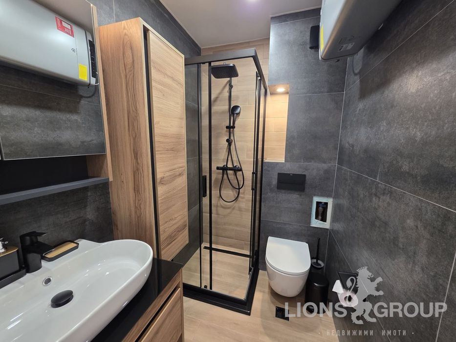 Продава се Тристаен апартамент в Варна, м-т Пчелина - 84 кв.м за 1595 €/кв.м - Снимка #8