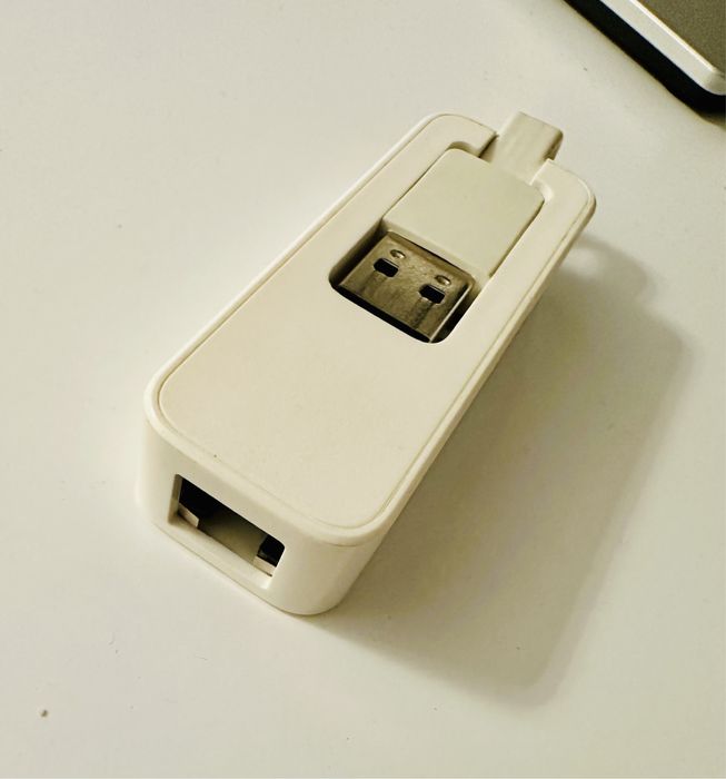 Adaptor HDMI, VGA, DisplayPort, DVI, cabluri