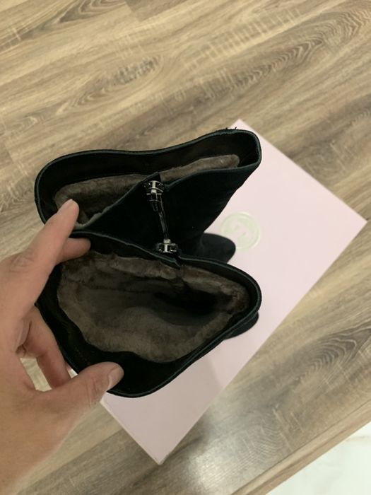 Продам зимние сапоги