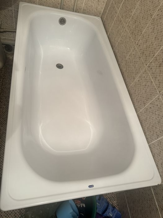 Ванна 1.50 м  ақ түсті жақсы күйде