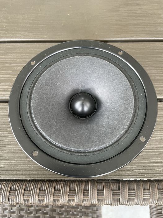 Драйвъри говорители и филтри cerwin vega