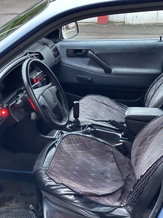 Пассат б3 седан 1.8 бензин механика