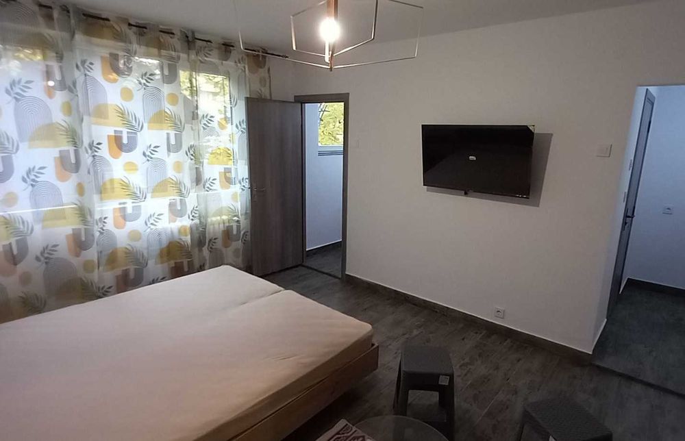 Inchiriez Garsoniera (Proprietar), CF 1 - lux, Central – Prima Inchiriere