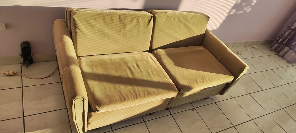 Диван двойка стар модел