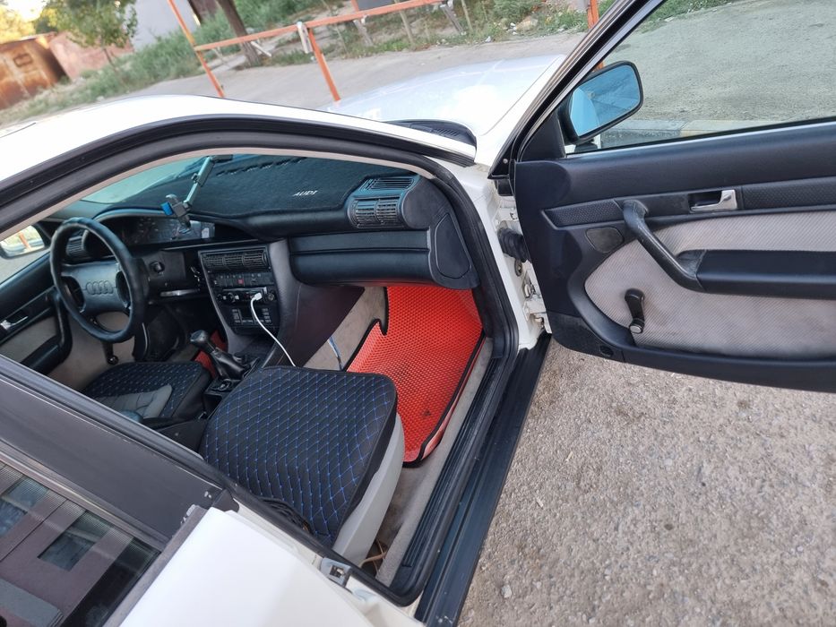 Ауди 100 с4 1992