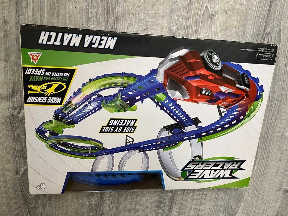 Гоночная трасса привезённая из Америки