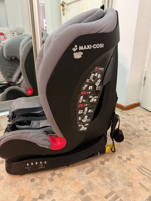 Автокресло maxi cosi