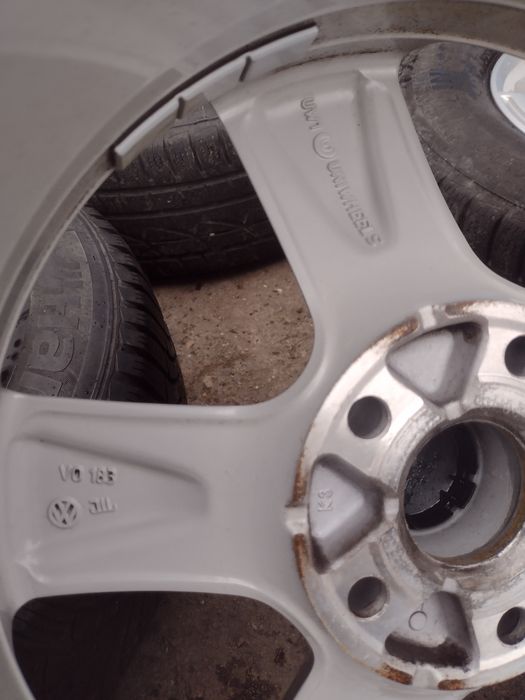Топ състояние 16-5х112 ЕТ33 6.5j Volkswagen Tiguan 5N