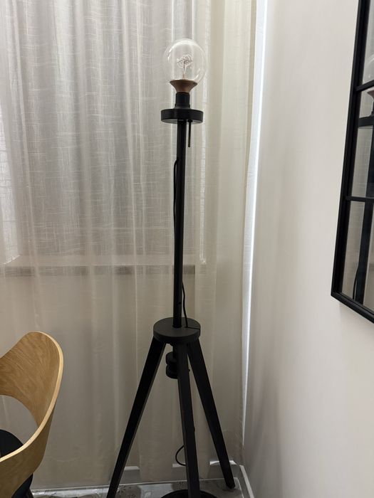 Лампа тризъбец от Икеа