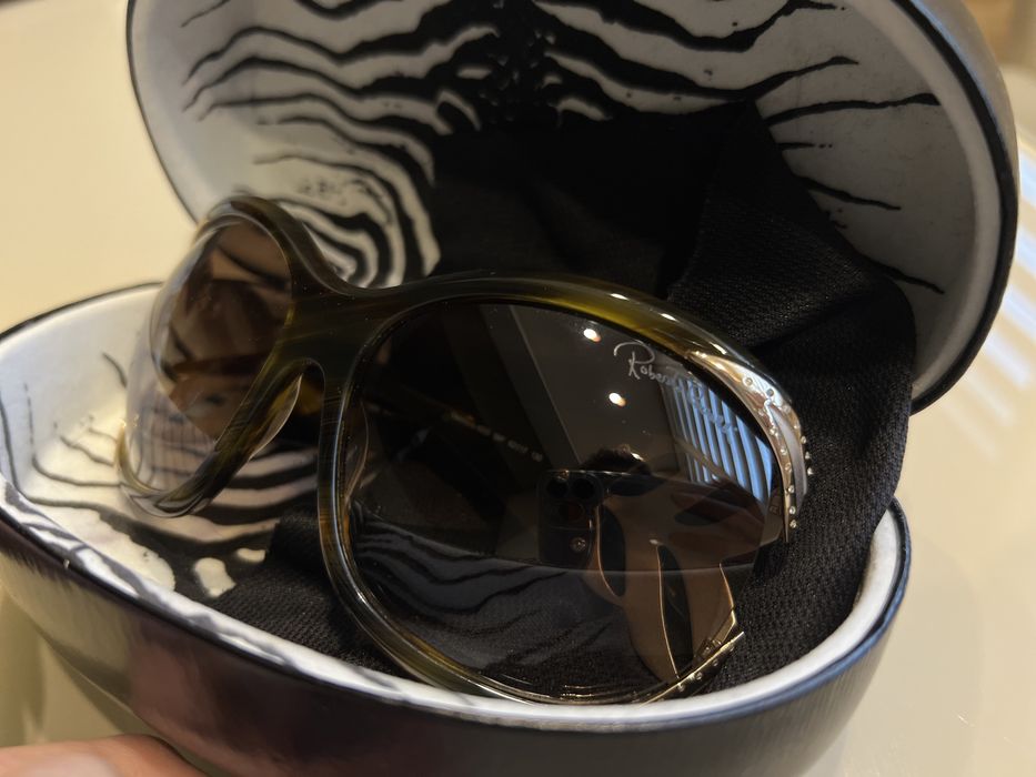 Оригинални слънчеви очила Roberto Cavalli